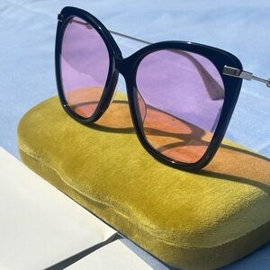 Brand New Gucci Black and Pink Oversized Sunglasses